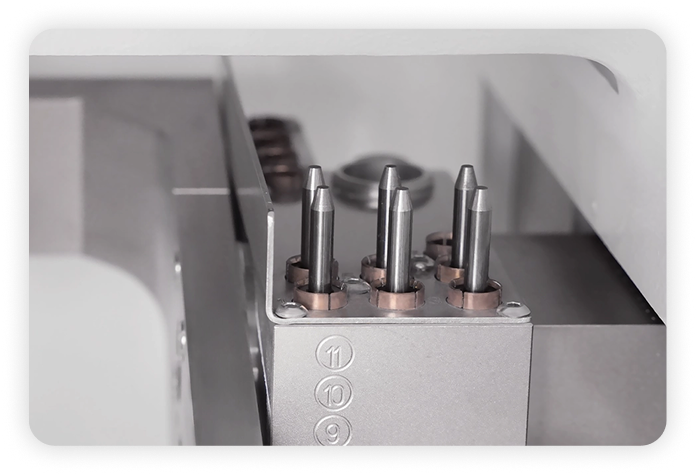 Auto tool changer